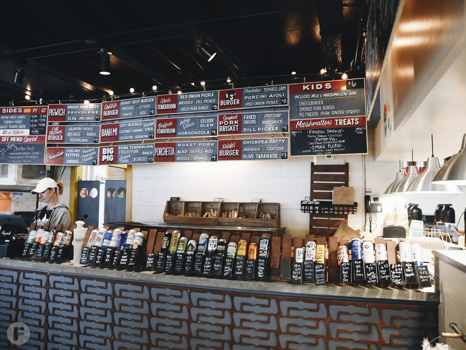 Fast-Casual Concept: Pigwich